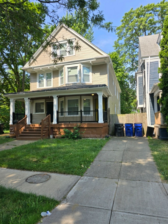 1378 E 85th St in Cleveland, OH - Building Photo