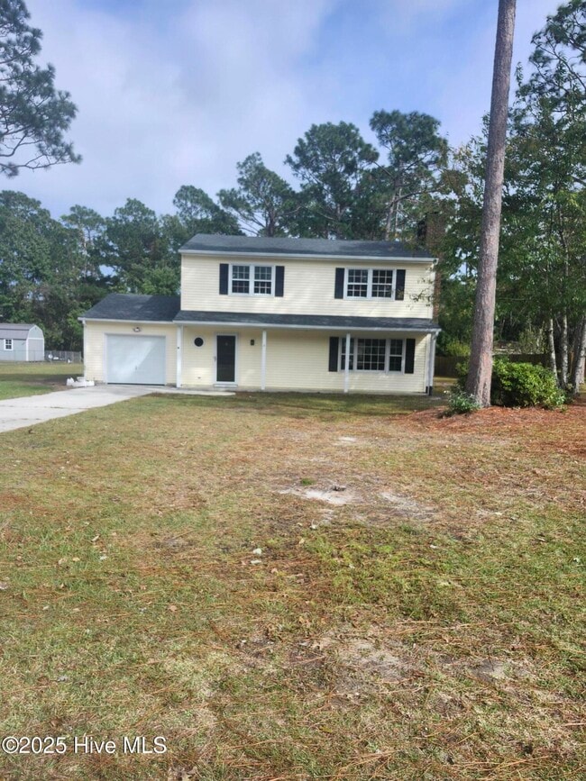 179 Powell St in Newport, NC - Building Photo - Building Photo