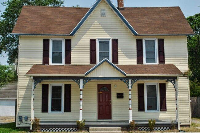 property at 809 S Division St