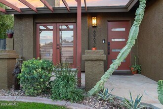 6863 E Phelps Rd in Scottsdale, AZ - Building Photo - Building Photo