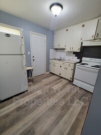 2216 State Ave photo'