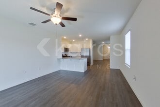 32125 Katelin Cir in Leesburg, FL - Building Photo - Building Photo