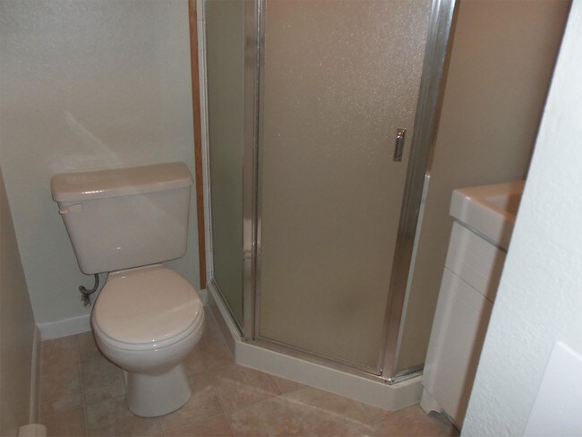 1128 E 2nd St-Unit -C in Butte, MT - Building Photo - Building Photo