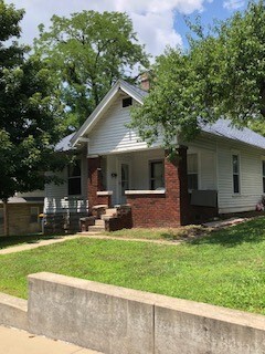 209 E 2nd St in Bloomington, IN - Foto de edificio