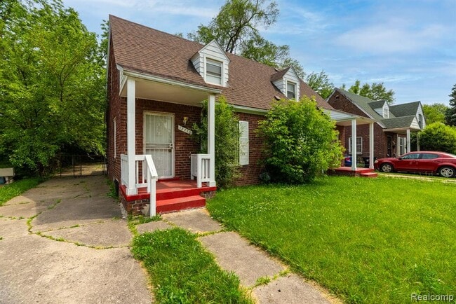 12710 Kelly Rd in Detroit, MI - Building Photo - Building Photo
