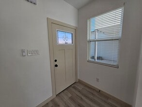 1319 Fletcher St in Dallas, TX - Building Photo - Building Photo