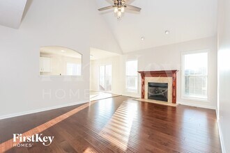 3481 Sikorsky Ln in Clarksville, TN - Foto de edificio - Building Photo