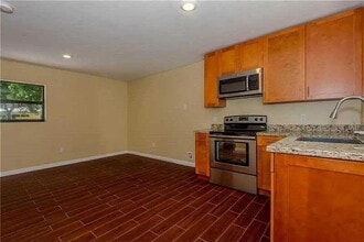 8360 SW 122nd St, Unit 1 in Miami, FL - Building Photo - Building Photo