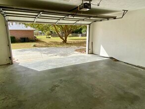 236 SW Stanley Ct in Lake City, FL - Building Photo - Building Photo