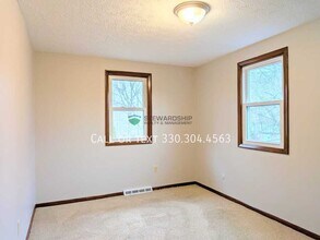 1752 Bunyan Cir NW in Massillon, OH - Building Photo - Building Photo