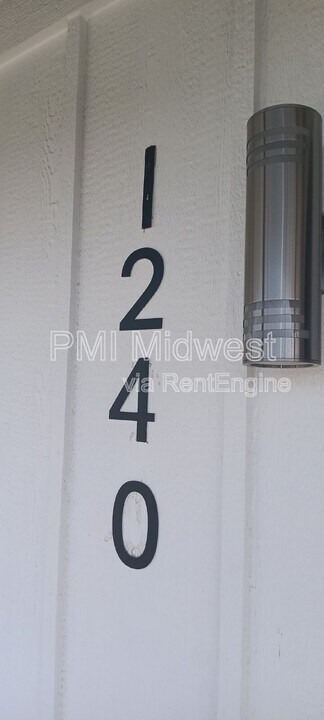 1240 W 18th St in Indianapolis, IN - Building Photo