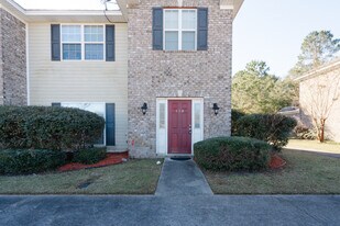 118 Caswell Ct in Hinesville, GA - Building Photo