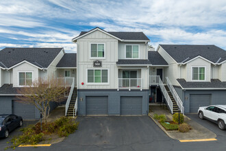 Summer Creek Apartments in Tigard, OR - Building Photo - Building Photo