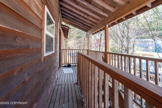 930 Freeman St in Ketchikan, AK - Building Photo - Building Photo