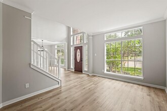 3814 Shady Harbor Dr in Houston, TX - Building Photo - Building Photo