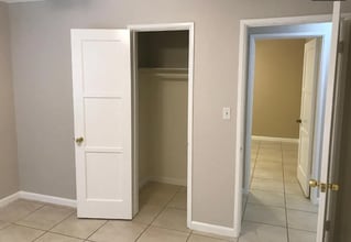 2086 Irving Ave in San Diego, CA - Building Photo - Building Photo
