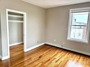 56 Estes St in Lynn, MA - Building Photo - Building Photo