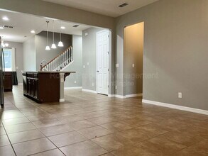 5205 Northlawn Way in Orlando, FL - Building Photo - Building Photo