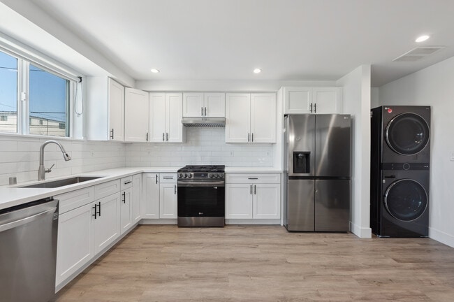 1297-1299 W 36th St Student Housing near USC
