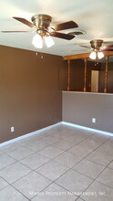 5408 6th St in Lubbock, TX - Foto de edificio - Building Photo
