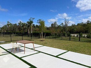 12121 Monterey Pine Ln in Ft. Myers, FL - Building Photo - Building Photo