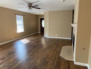 305 Presidio Dr in Leander, TX - Building Photo - Building Photo