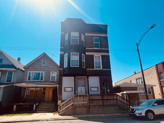 property at 9710 S Ave L