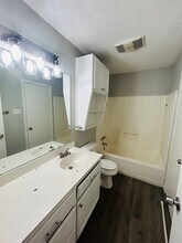1321 Bagby Ave in Waco, TX - Building Photo - Building Photo