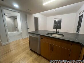 83 Gardner St in Boston, MA - Building Photo - Building Photo