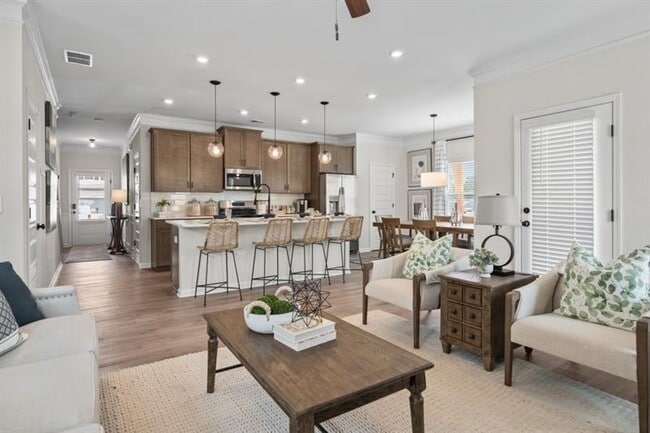 property at 708 Shetland Trl