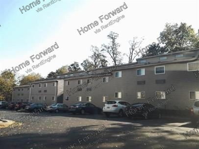 property at 562 Woodland Ave