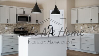 475 S Smt Dr in Willard, MO - Building Photo - Building Photo