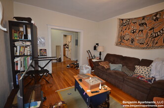 1749 Commonwealth Ave, Unit 16 in Boston, MA - Building Photo - Building Photo