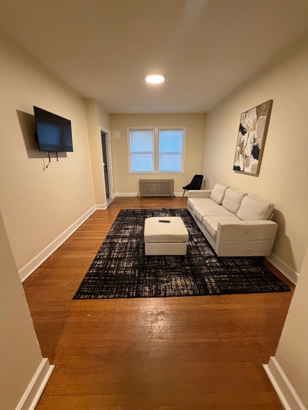 507 E Cold Spring Ln in Baltimore, MD - Foto de edificio - Building Photo