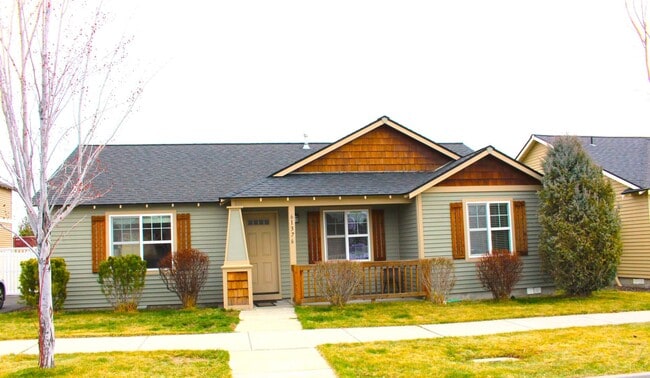 property at 61376 Woodbury Ln