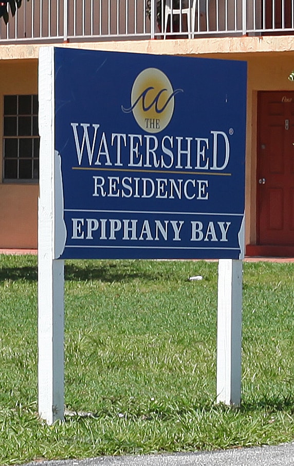 Epiphany Bay in Lake Worth, FL - Foto de edificio - Building Photo