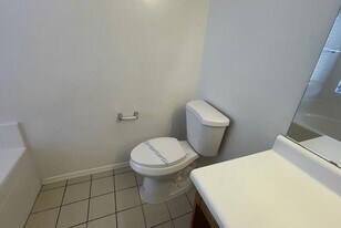 25220 Zircon Rd in Menifee, CA - Building Photo