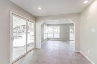 24518 Pine Canyon Dr in Spring, TX - Building Photo - Building Photo