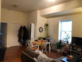 1533 N 15th St, Unit 3R