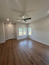 621-623 Cosmos St in Centerton, AR - Building Photo - Building Photo