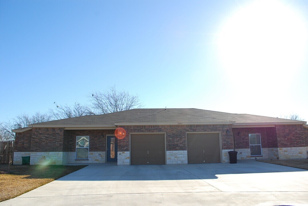 2003 Tru Cir-Unit -Unit B in Harker Heights, TX - Building Photo