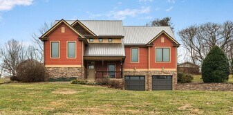 15 Carl Roberts Rd in Alexander, NC - Building Photo