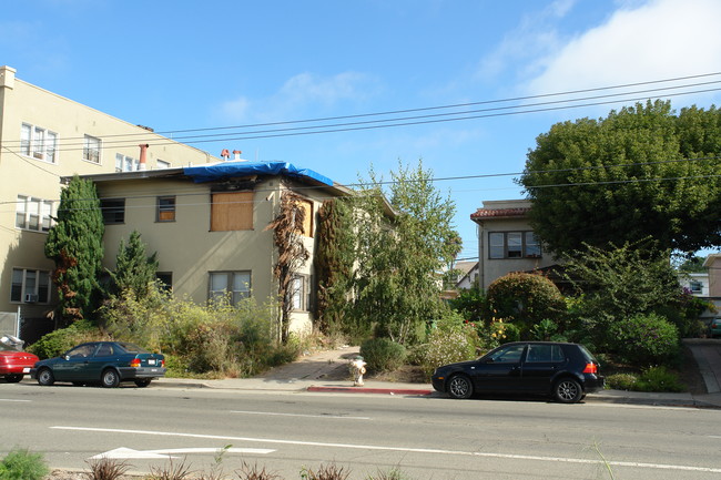 444 40th St in Oakland, CA - Building Photo - Building Photo