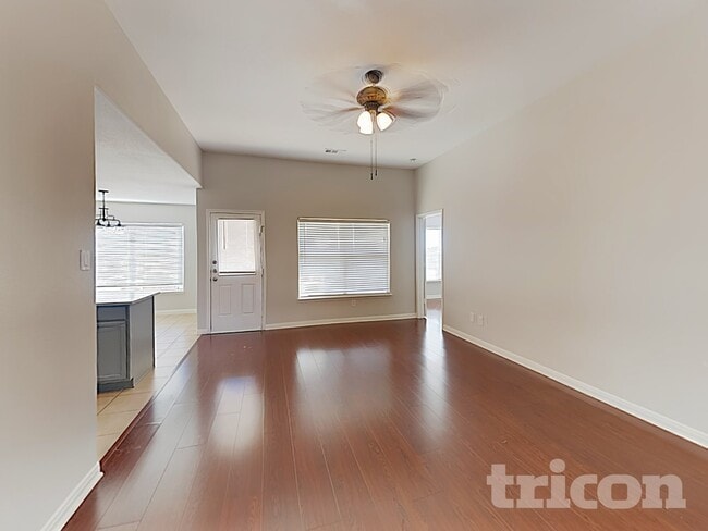 257 Dodge City Trail in Newark, TX - Building Photo - Building Photo