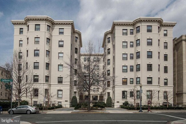 2153 California St NW in Washington, DC - Building Photo - Building Photo