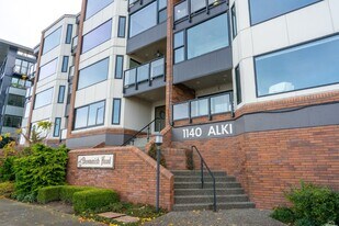 1140 Alki Ave SW in Seattle, WA - Building Photo