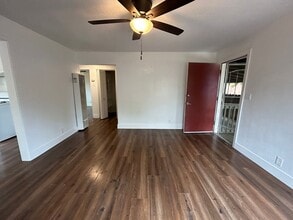 1747 Bonnie Brae Ave in Modesto, CA - Building Photo - Building Photo