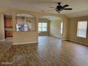 6110 Moran Crest Dr in Spring, TX - Building Photo - Building Photo