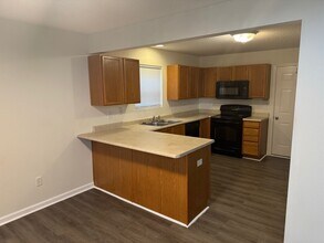 10450 Candy Apple Ln in Indianapolis, IN - Building Photo - Building Photo