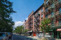 511 E 12th St in New York, NY - Building Photo - Primary Photo